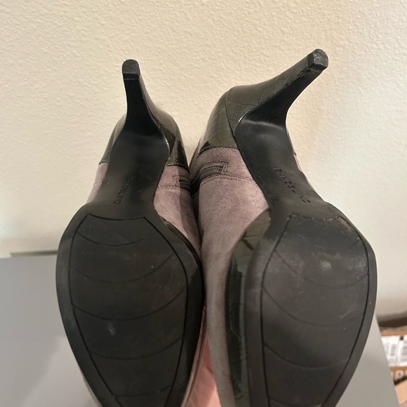 “Bandolino” BDCala Dressy Heel Platform Boots Womens 7.5 Gray Suede w/ Side Zip - Picture 6 of 17